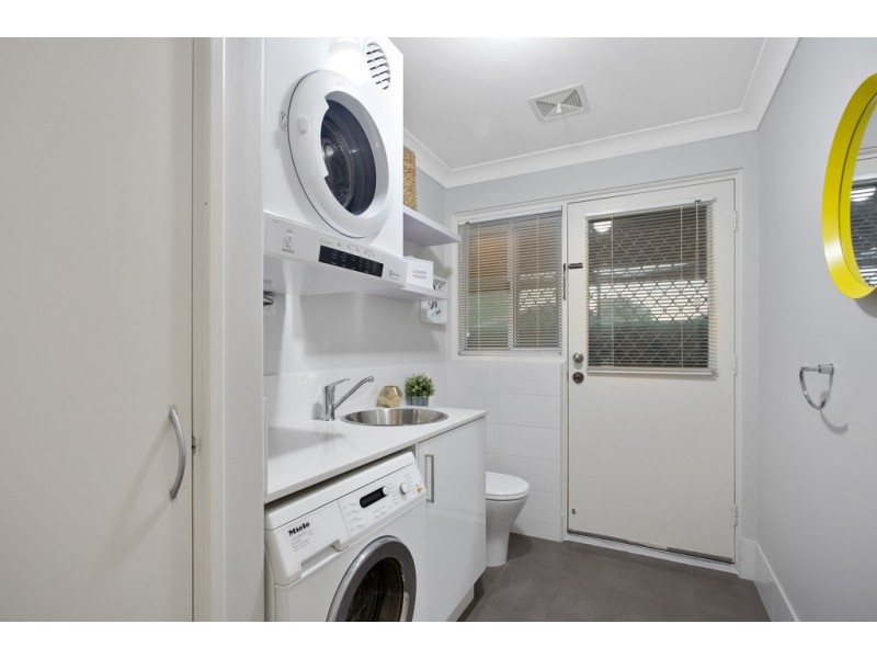 10 Shelley Way, Munster WA 6166