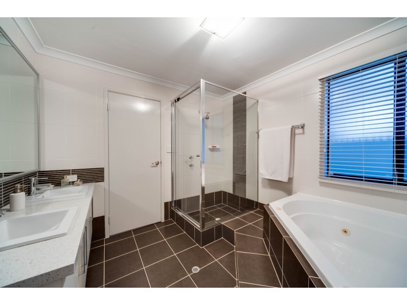 1 Leschenault Boulevard, Munster WA 6166