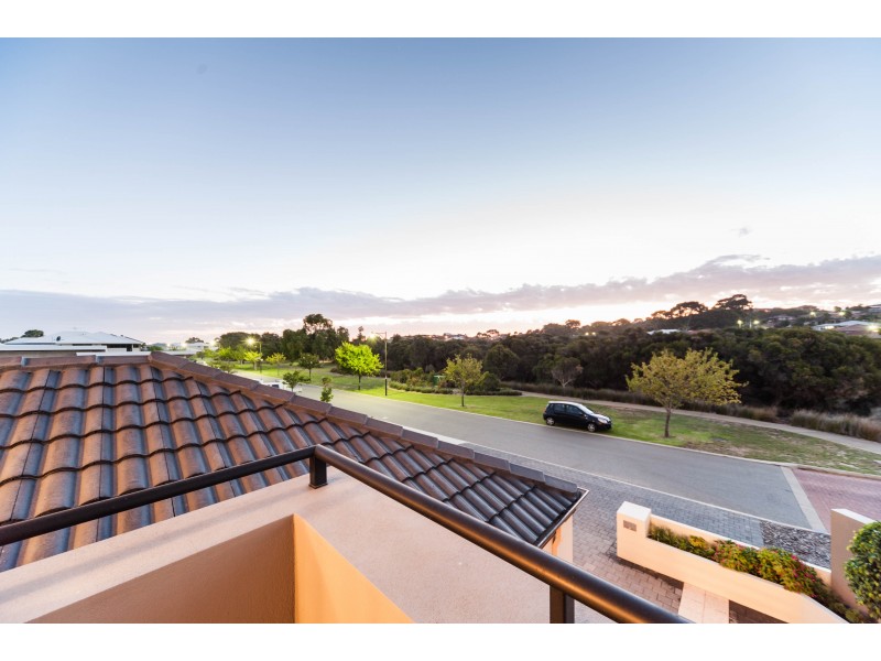 1 Leschenault Boulevard, Munster WA 6166