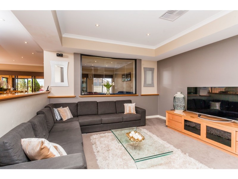 41 Zlinya Circle, Spearwood WA 6163