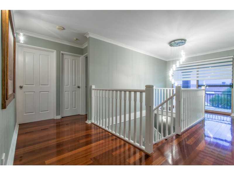 6 Challenger Rise, Coogee WA 6166