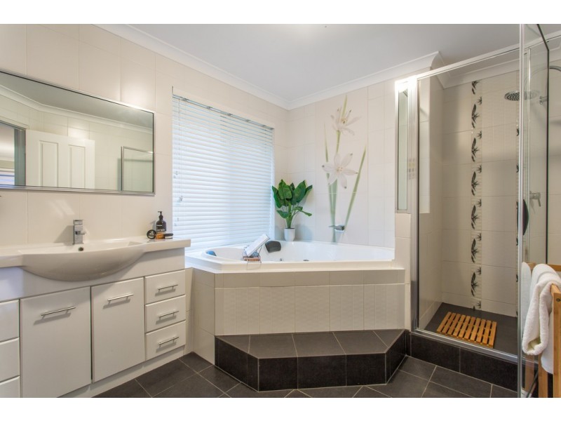 6 Challenger Rise, Coogee WA 6166