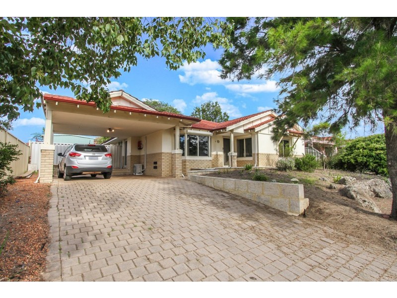 8 Aylesbury Close, Jandakot WA 6164