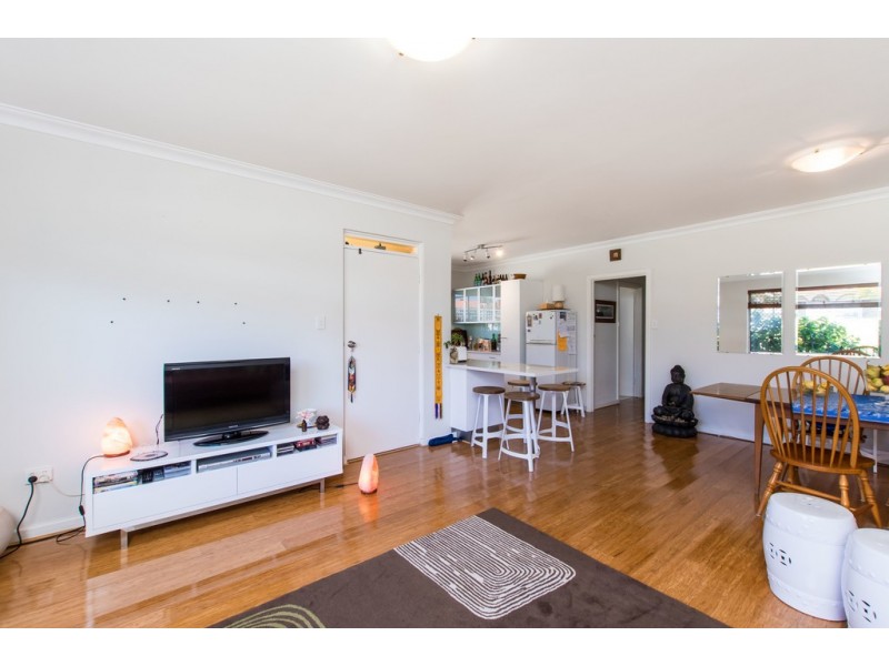 43B Hamilton Road, Hamilton Hill WA 6163