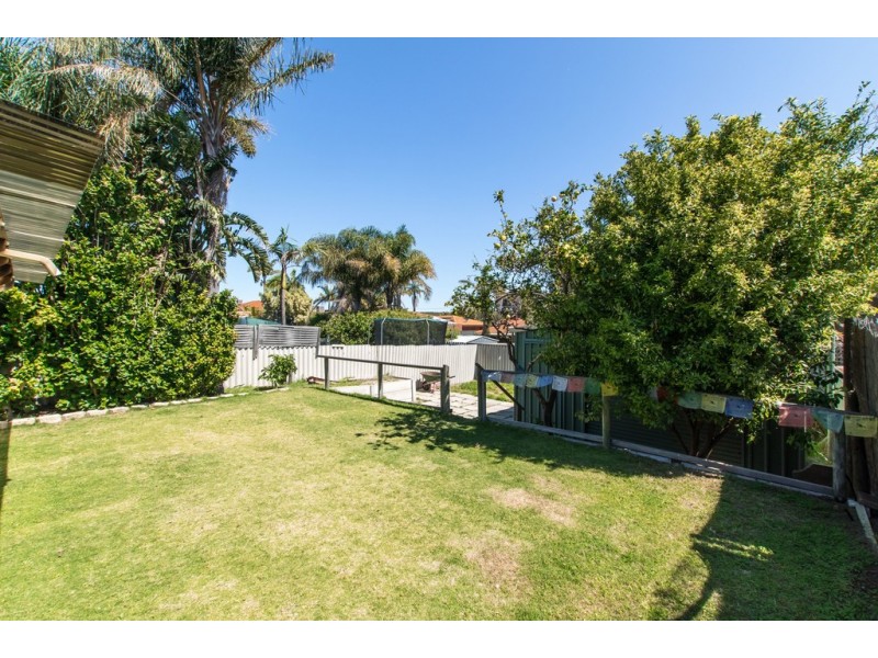 43B Hamilton Road, Hamilton Hill WA 6163