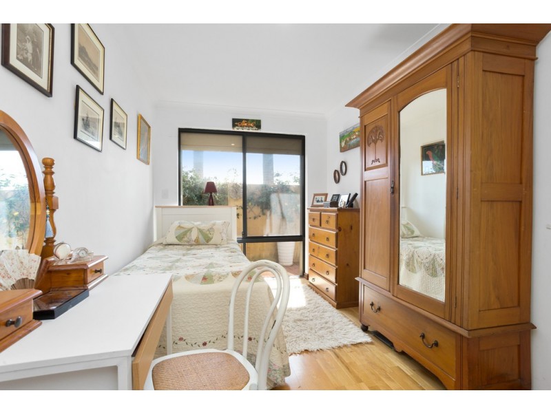 45 Mayor Road, Coogee WA 6166