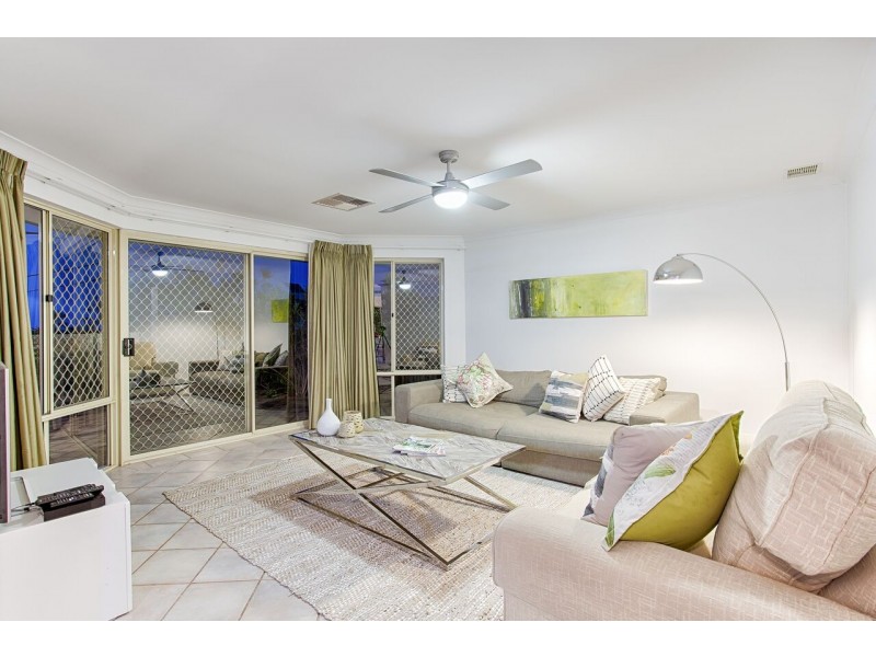 5 The Cove, Coogee WA 6166