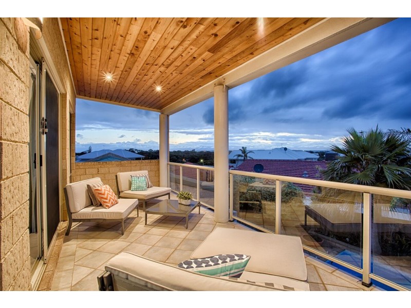 5 The Cove, Coogee WA 6166