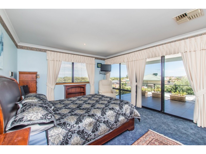 3 Mayor Road, Coogee WA 6166