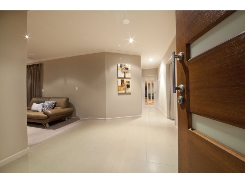 62 Castellon Crescent, Coogee WA 6166