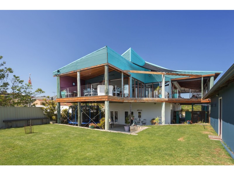 4 Kiesey Street, Coogee WA 6166