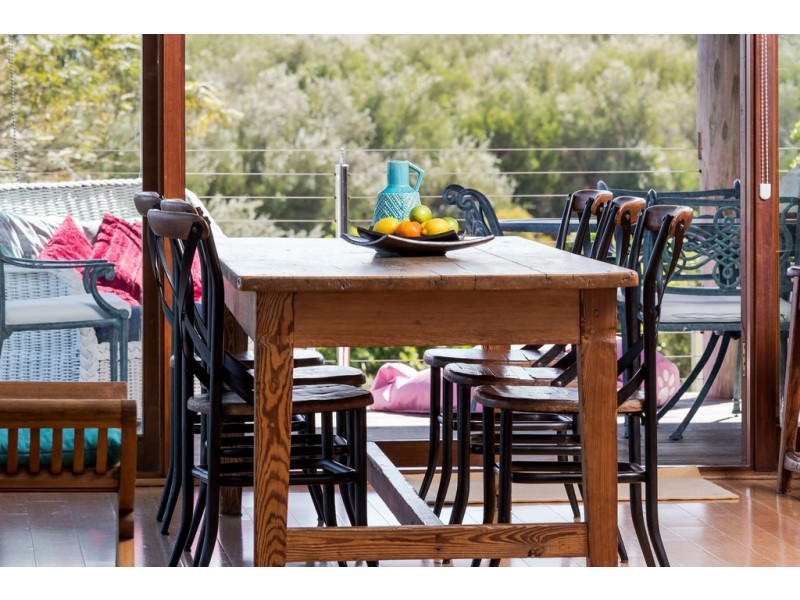 4 Kiesey Street, Coogee WA 6166