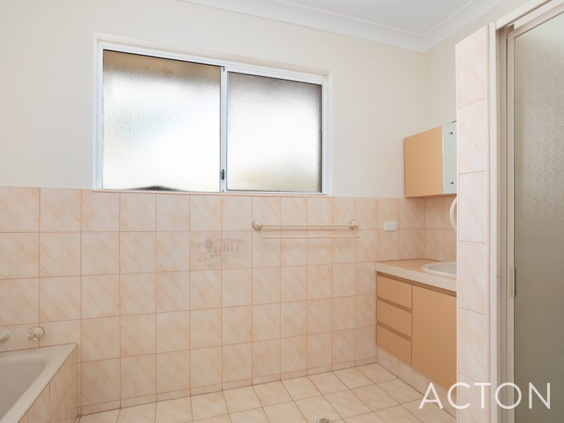 58 Castellon Crescent, Coogee WA 6166