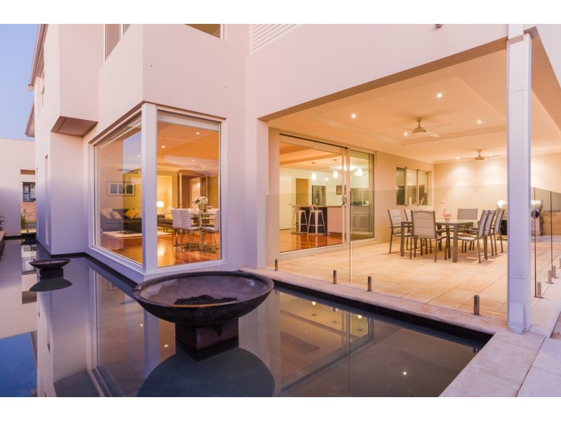 41 Newark Turn, North Coogee WA 6163