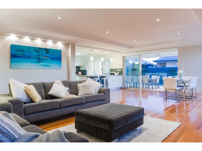 41 Newark Turn, North Coogee WA 6163