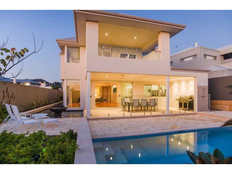 41 Newark Turn, North Coogee WA 6163