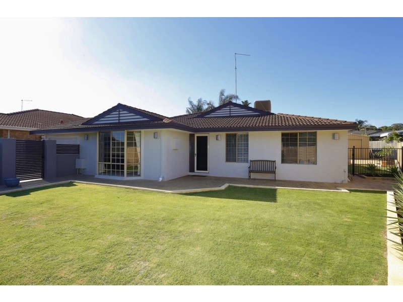 22 Fenimore Avenue, Munster WA 6166