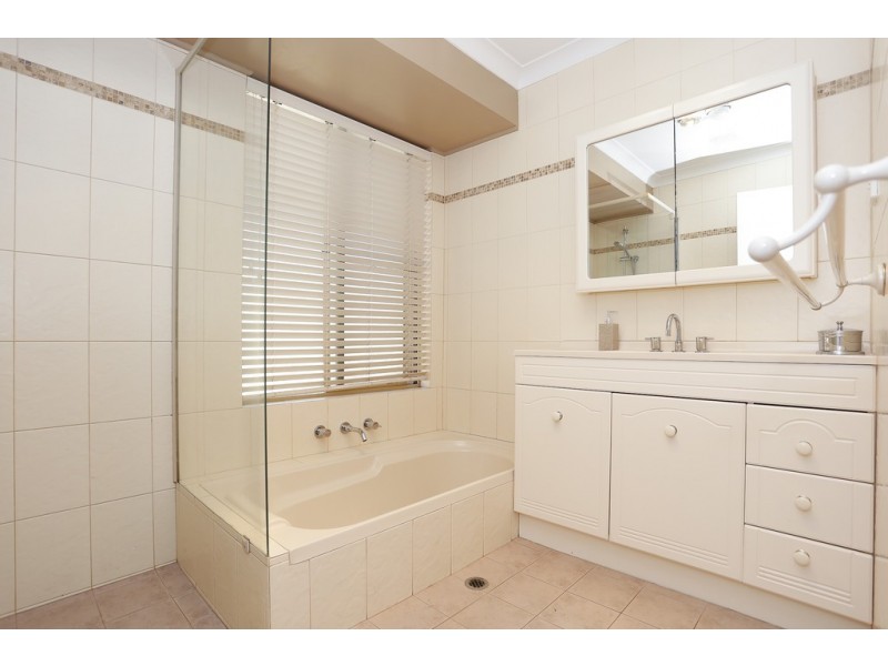 22 Fenimore Avenue, Munster WA 6166