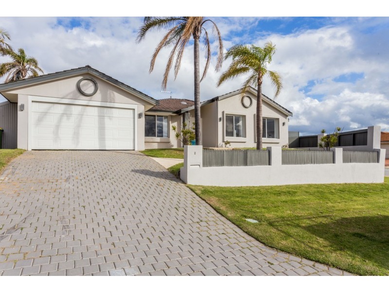 2 Nancy Way, Coogee WA 6166