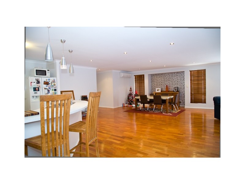 17A Bradbury Road, Hamilton Hill WA 6163