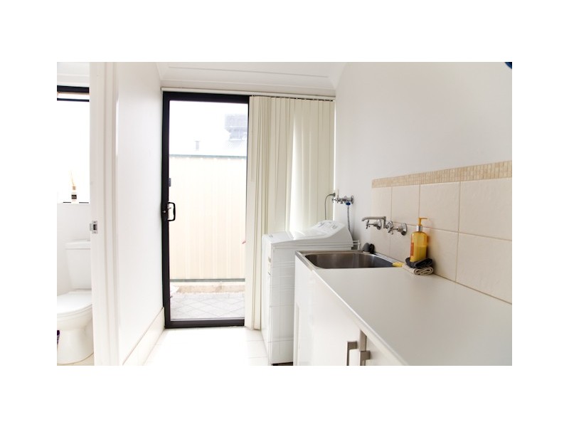 17A Bradbury Road, Hamilton Hill WA 6163