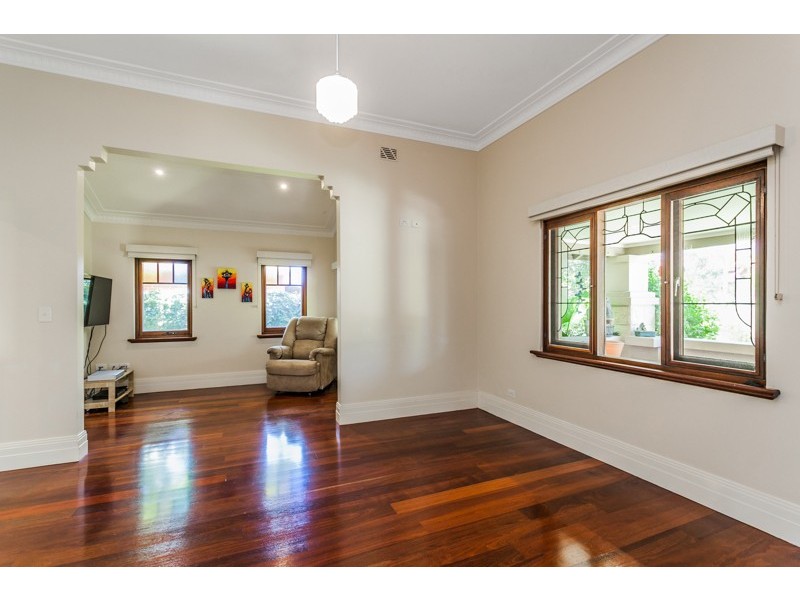 55 Osborne Road, East Fremantle WA 6158