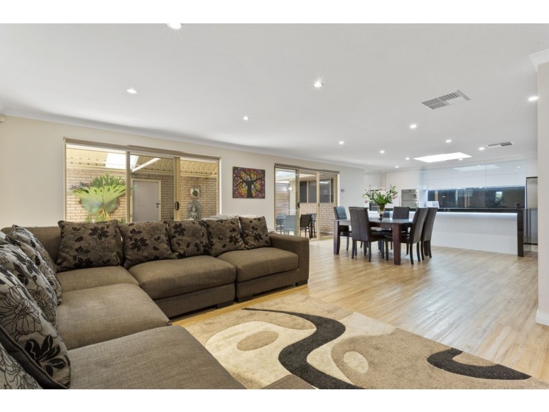 92 Barrington Street, Spearwood WA 6163