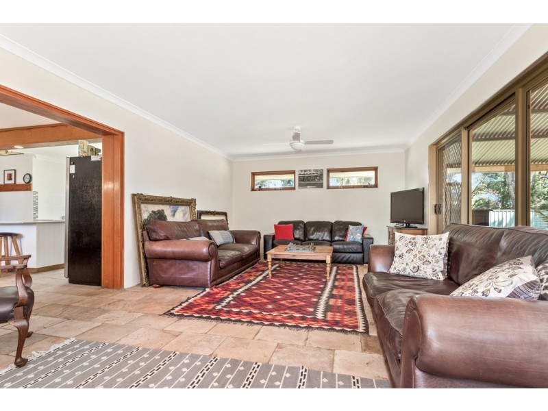 234 Henderson Road, Munster WA 6166