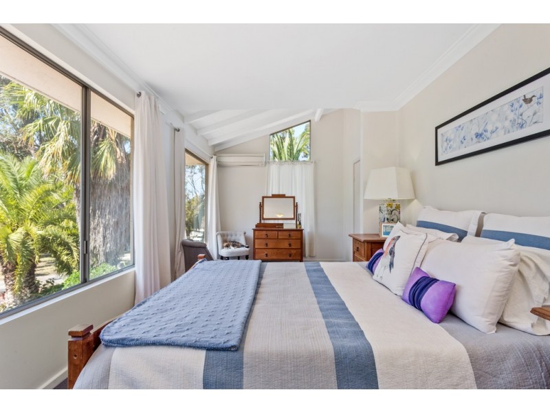 234 Henderson Road, Munster WA 6166