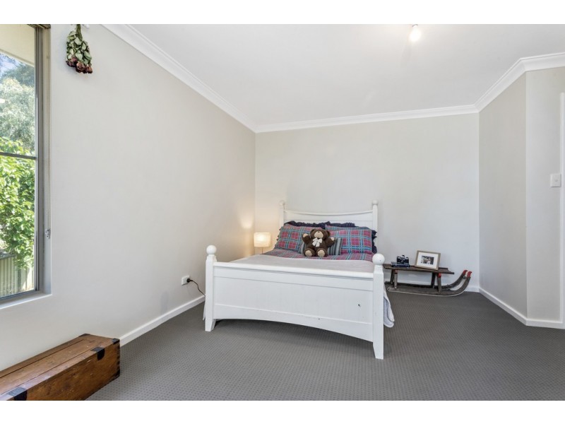 234 Henderson Road, Munster WA 6166