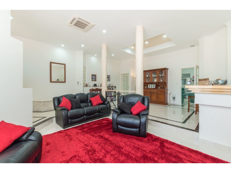 56 Fairbairn Road, Coogee WA 6166