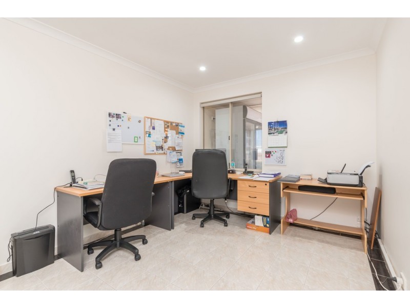 56 Fairbairn Road, Coogee WA 6166