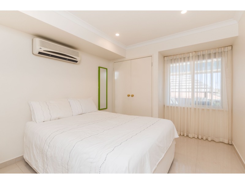 56 Fairbairn Road, Coogee WA 6166