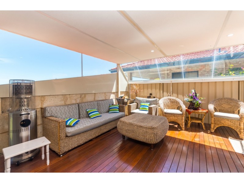 56 Fairbairn Road, Coogee WA 6166