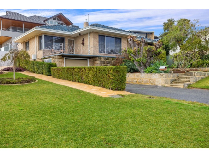 33 Beach Road, Coogee WA 6166