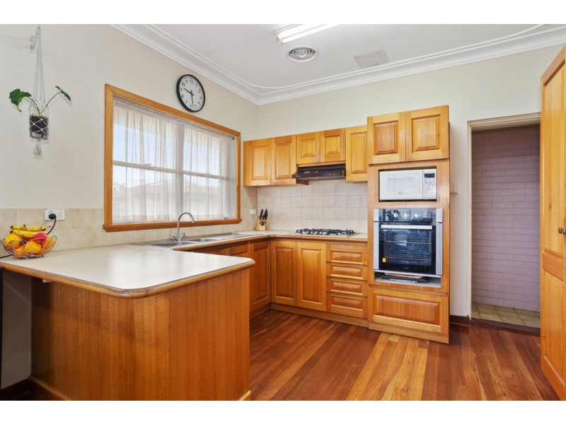 33 Beach Road, Coogee WA 6166