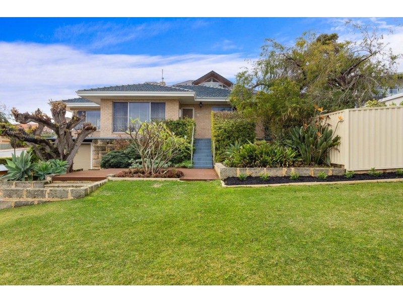 33 Beach Road, Coogee WA 6166