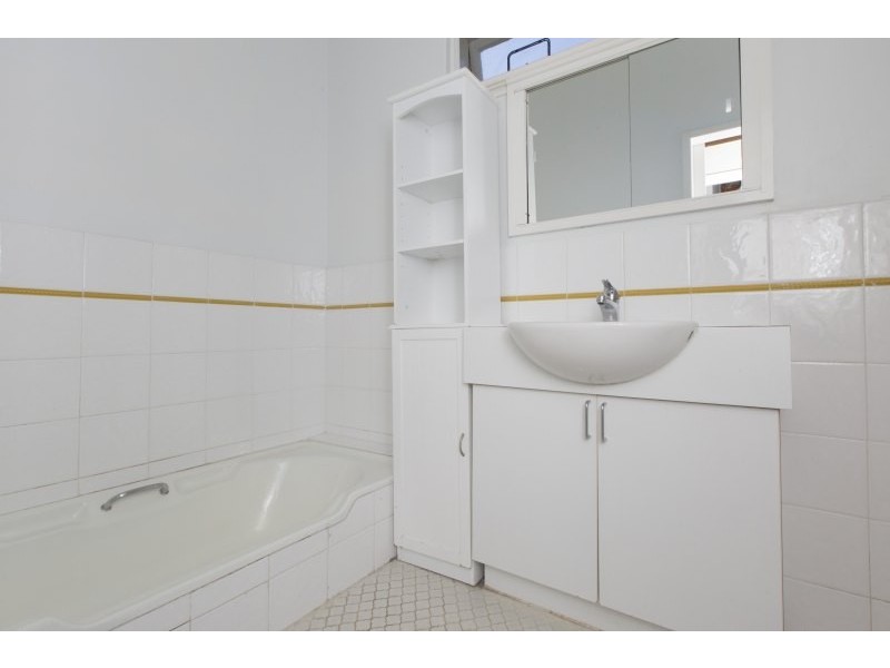 34 March Street, Spearwood WA 6163