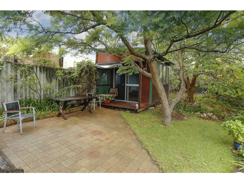 7 Seaview Street, Beaconsfield WA 6162