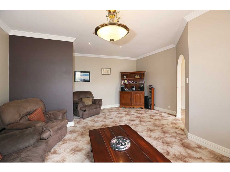 11A Arthur Road, Hamilton Hill WA 6163