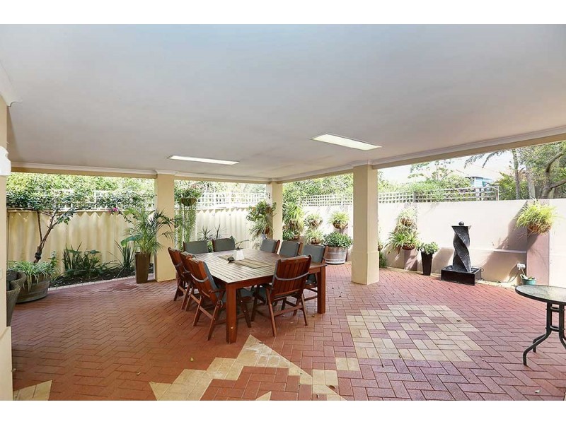 11A Arthur Road, Hamilton Hill WA 6163