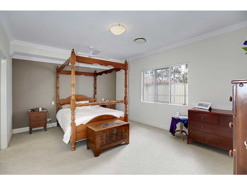 11A Arthur Road, Hamilton Hill WA 6163