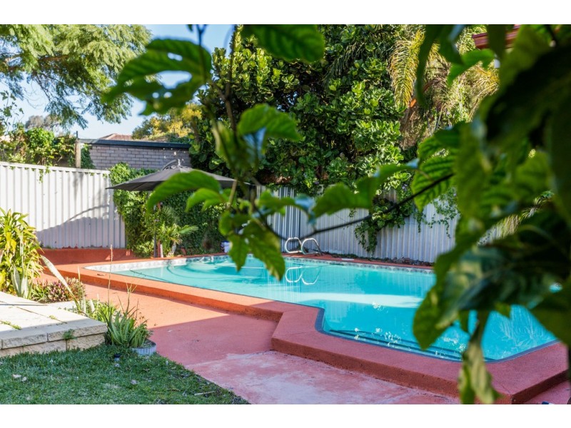 185 Phoenix Road, Spearwood WA 6163