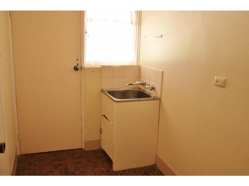 22 Shallow Street, Spearwood WA 6163