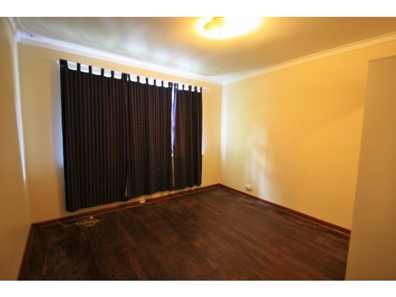 22 Shallow Street, Spearwood WA 6163