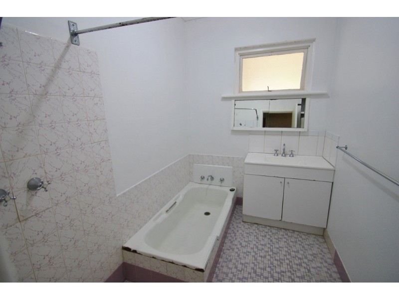 22 Shallow Street, Spearwood WA 6163