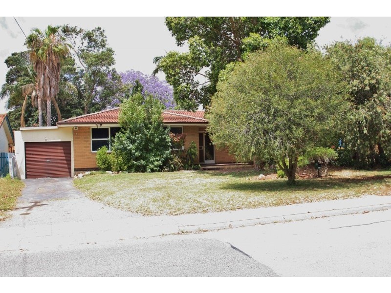 22 Shallow Street, Spearwood WA 6163