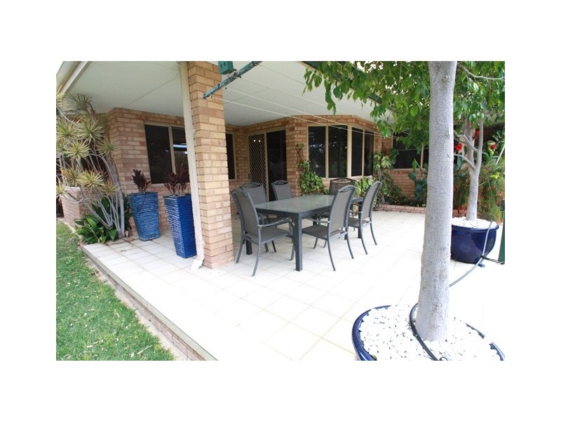 5 Baudin Place, Coogee WA 6166