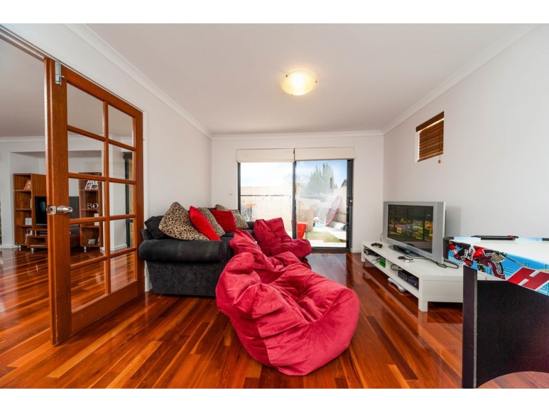 3 Anka Gardens, Munster WA 6166