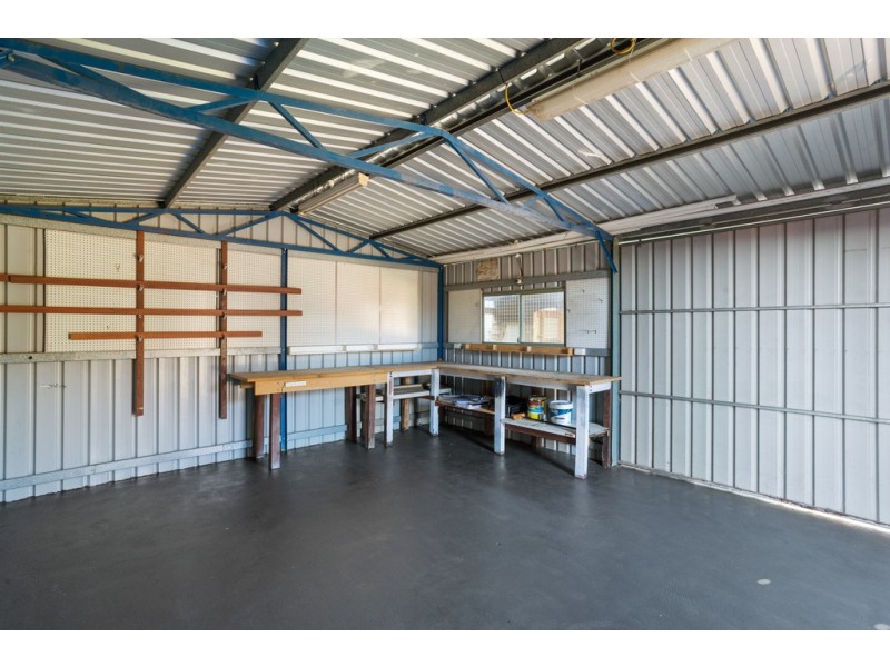 5 Leavis Place, Spearwood WA 6163